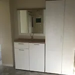 Feriehus будинок біля джерела